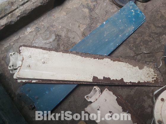 সিলিং ফ্যান প্রতি পিছ 2000 টাকা